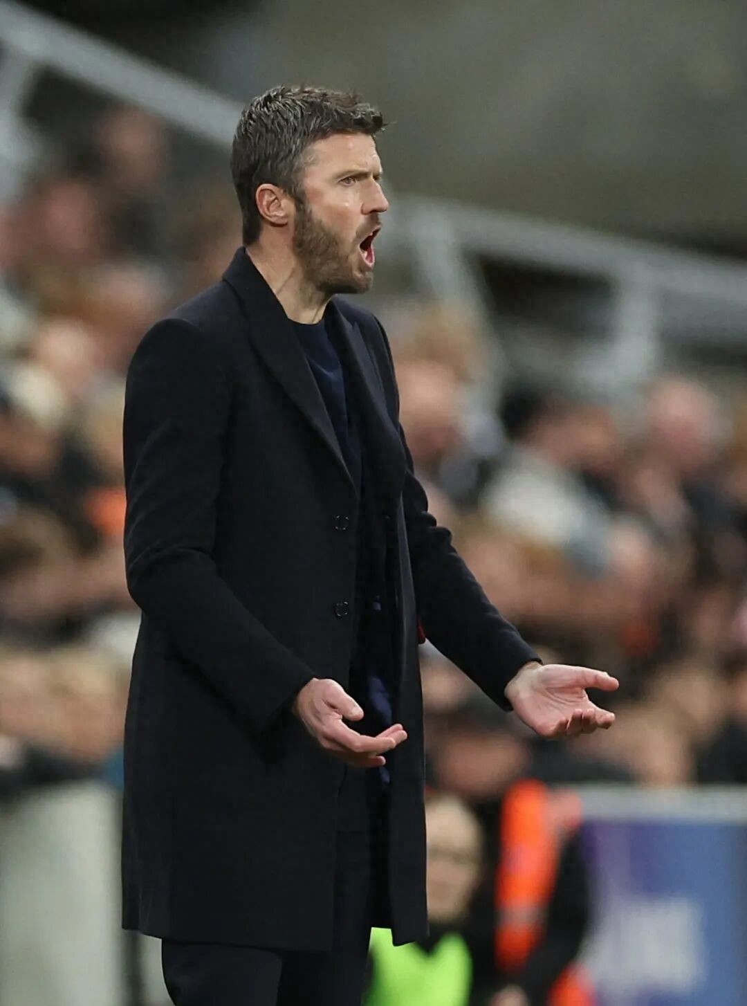 卡里克赛后冷对曼联众将！再添伤员令局势更艰，换人失误酿败局