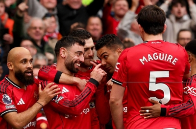 官方消息：曼联球星荣膺英超月度最佳球员