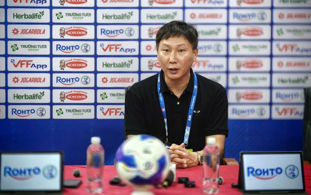 主教练金相植表示：“我将为亨找到合适的位置。”