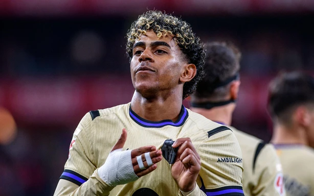 巴塞罗那：佩德里的光芒，亚马尔的神奇