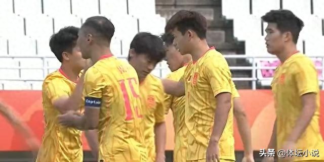 1比2！10比9！亚运会男足战报：中国U23被绝杀，日本淘汰乌兹别克斯坦，将与韩国争冠