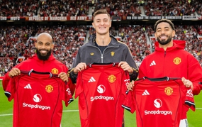 曼联对阵利兹联：又一个完美的夏季，曼联将角逐冠军！