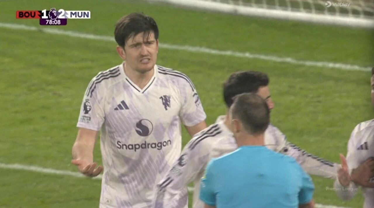 马奎尔面临英足总指控，或将追加停赛错过切尔西之战！红牌后辱骂第四官员