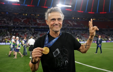 并非曼联，路易斯·恩里克被选为两次欧冠冠军球队的教练