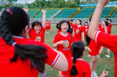 传播女性足球灵感，庆祝三八国际妇女节