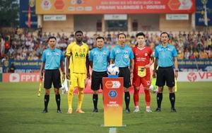 主教练波波夫遭遇“克星”，体能电信提议聘请外籍裁判