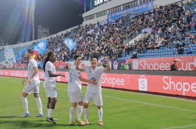 尽管输给了马来西亚俱乐部,南定队依然坚定挺进东南亚杯半决赛