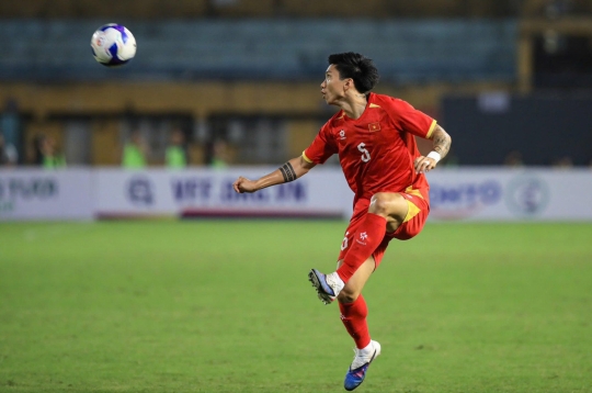 越南国家队复出，文厚直言击败马来西亚的目标