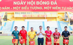 越南公安足球俱乐部（CAHN）庆祝成立70周年