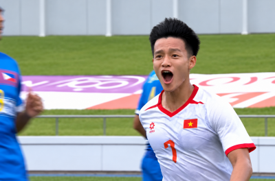 菲律宾球迷在亚运会上惨败给越南U23后反应激烈