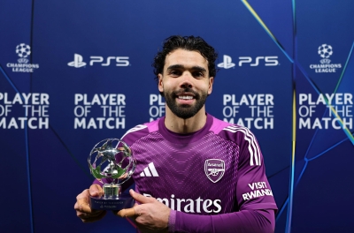 大卫·拉亚单枪匹马助阿森纳在对阵里斯本竞技时占据优势