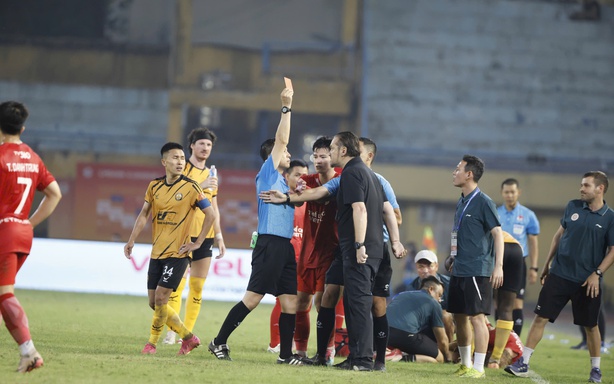 主教练波波夫是点燃越南联赛激情的“引爆点”