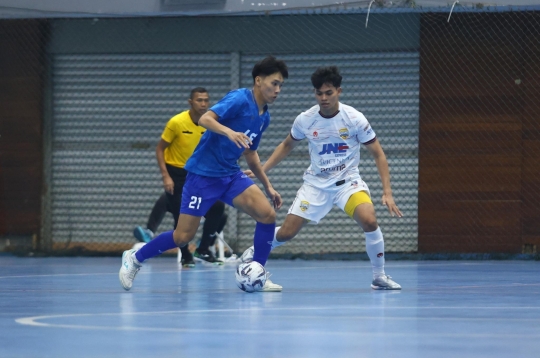 越南球队以2比5惨败于印尼对手