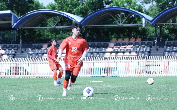 越南U20女足中场球员评价：“日本队在控球方面实力强劲”