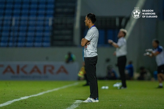 岘港队教练面对难以置信的伤病连环打击束手无策