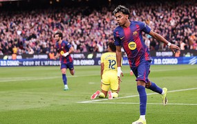 拉明·亚马尔职业生涯首次上演帽子戏法，巴塞罗那领跑西甲联赛