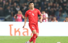 后卫裴进勇:“越南队将战胜马来西亚”