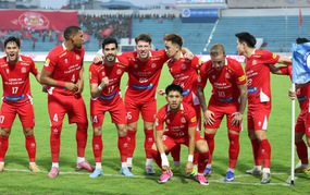 主教练金相植在天长球场目睹了诸多意外