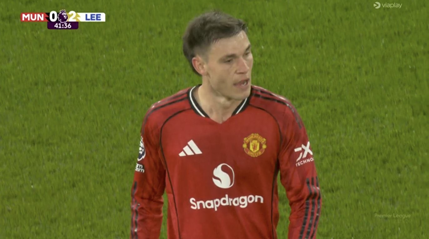 曼联后腰隐身遭基恩痛批！拉爵甘愿亏损1500万将其出售，转会磋商已启动