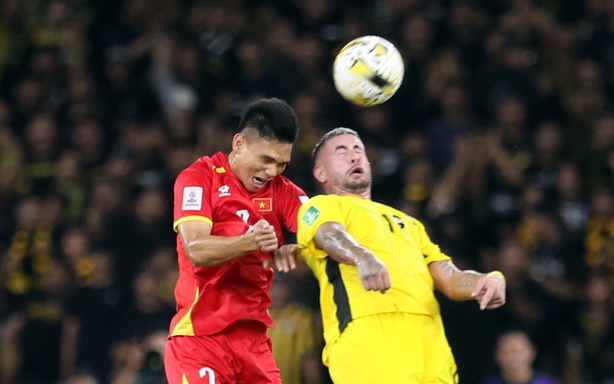 越南队对阵马来西亚：展现“真金白银”的实力