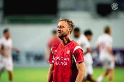 主教练波尔金坚称CAHN未受心理影响